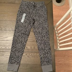 NWT Old Navy Girls Joggers with Pockets Size XL 14-16